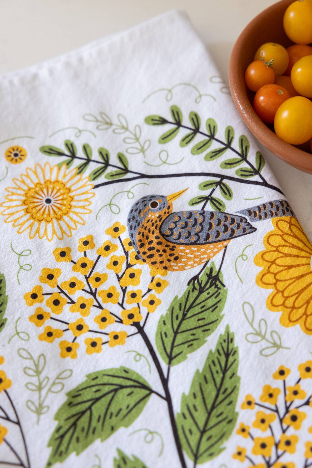 Mums & Robins Tea Towel – Garden-Inspired